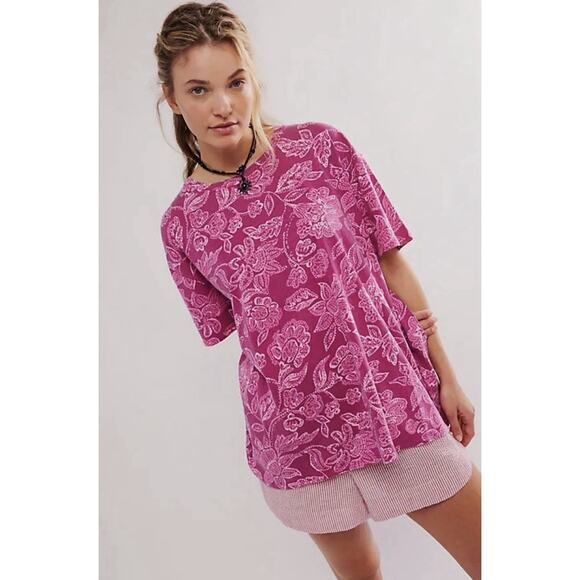 We The Free Tops - NEW Free People We The Free Nina Printed Tee in Magenta Combo Sz XS